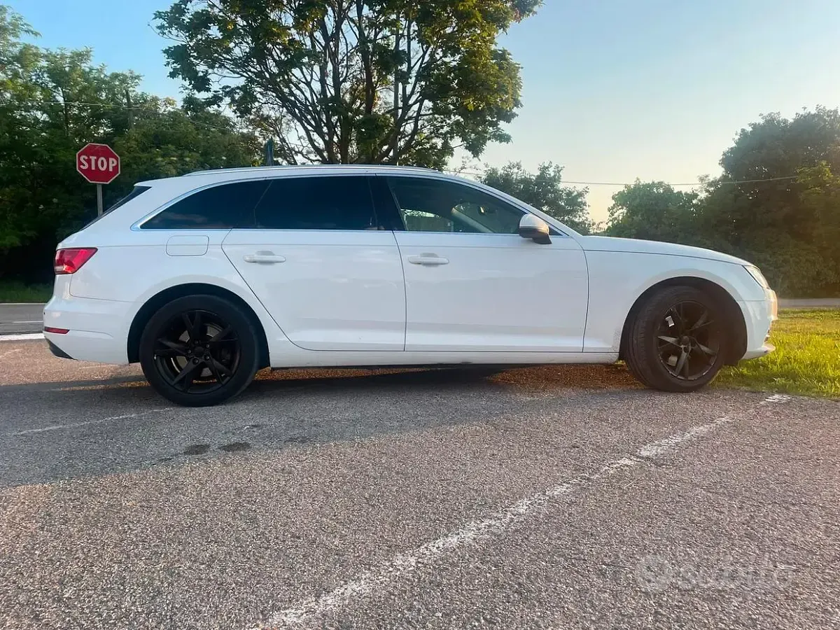 Usata Audi A4 Business 150 CV (110 kW) 2016 Bianco Station wagon