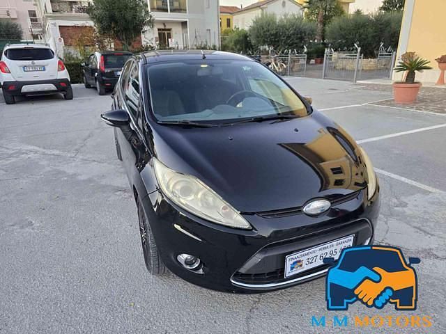 Usata Ford Fiesta 82 CV (60 kW) 2009 Nero Berlina
