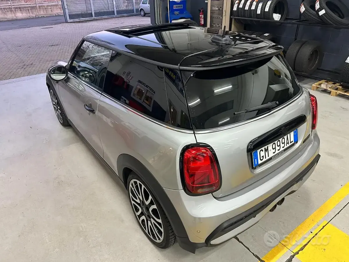 Begagnad Mini Cooper S 178 HK (130 kW) 2022 Grå Halvkombi