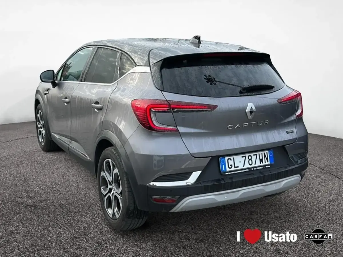 Usata Renault Captur Techno 143 CV (105 kW) 2022 Be style milano SUV