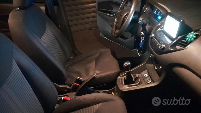 Usata Ford Ka 85 CV (62 kW) 2019 Grigio Utilitaria