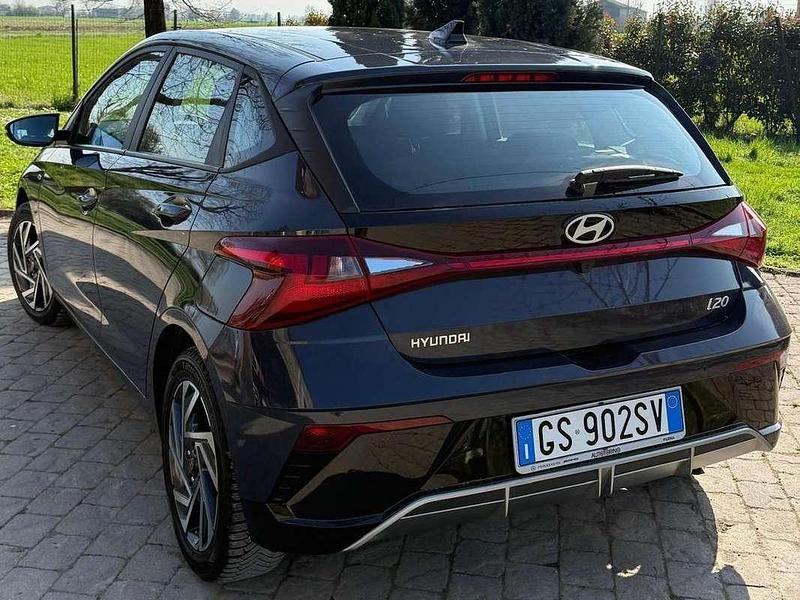Usata Hyundai i20 Prime 101 CV (74 kW) 2024 Blu/azzurro Utilitaria