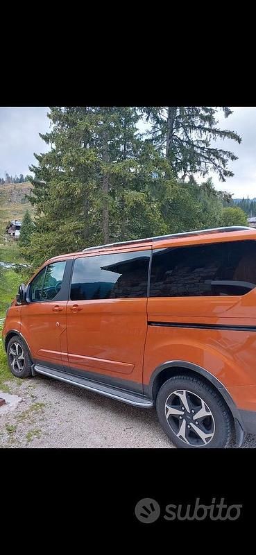 Usata 2021 Ford Tourneo Active Monovolume | 36.000 € - Immagine 1/1