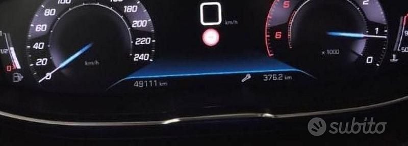 Usata Peugeot 3008 Allure 131 CV (96 kW) 2021 Grigio SUV