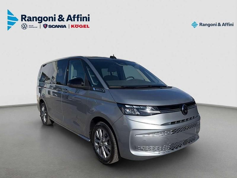 Nuova VW Multivan Life 150 CV (110 kW) 2026 Argento Furgone