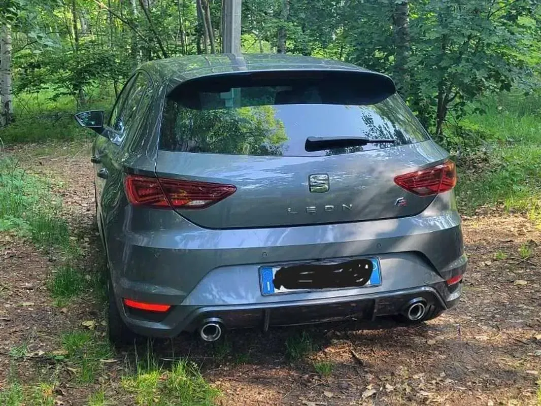 Usata Seat Leon FR 184 CV (135 kW) 2018 Grigio Berlina