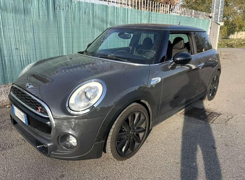 Usata Mini Cooper S Seven 192 CV (141 kW) 2016 Utilitaria