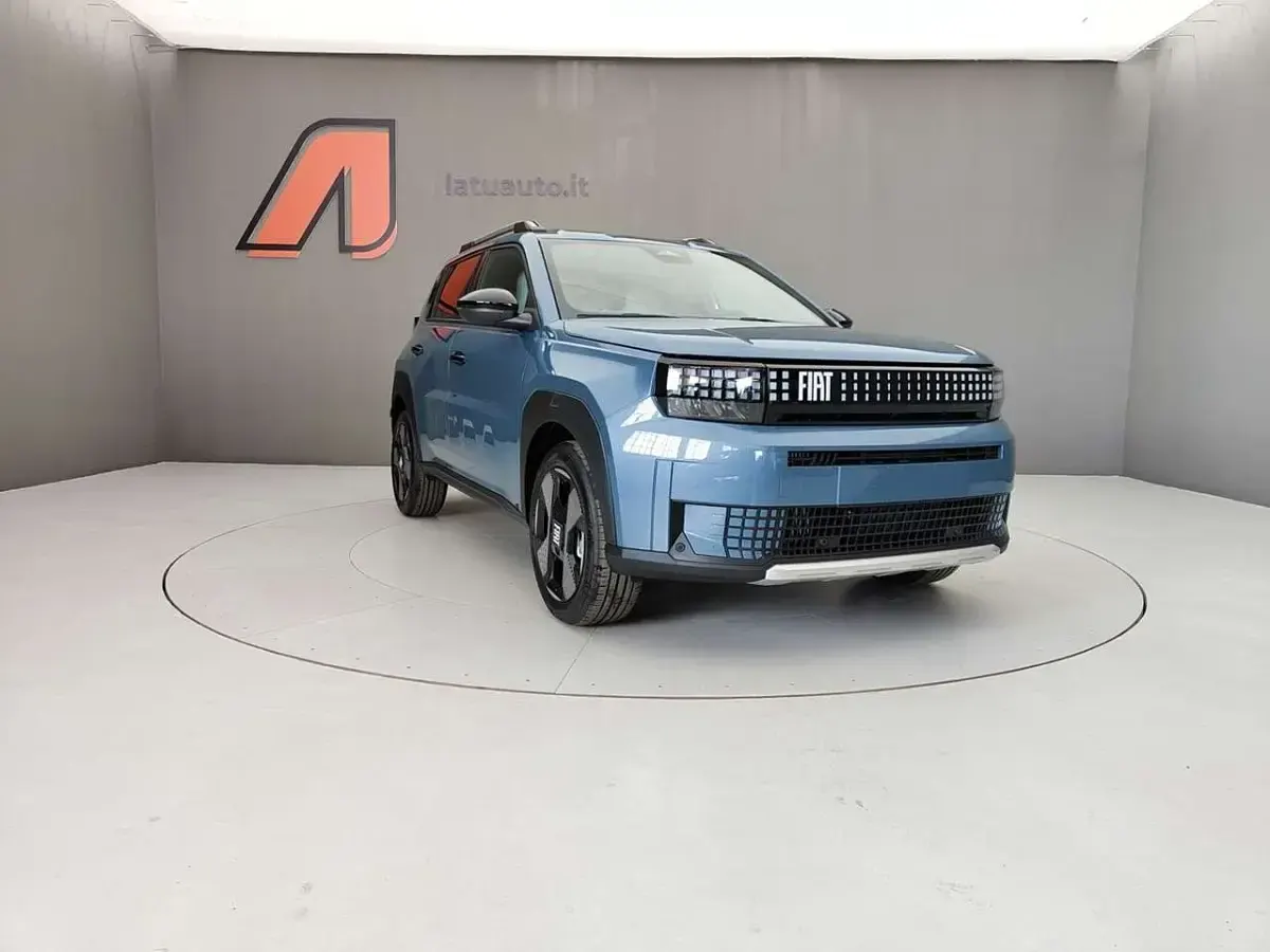 Nuova Fiat Grande Panda La Prima 101 CV (74 kW) 2026 Grigio Utilitaria