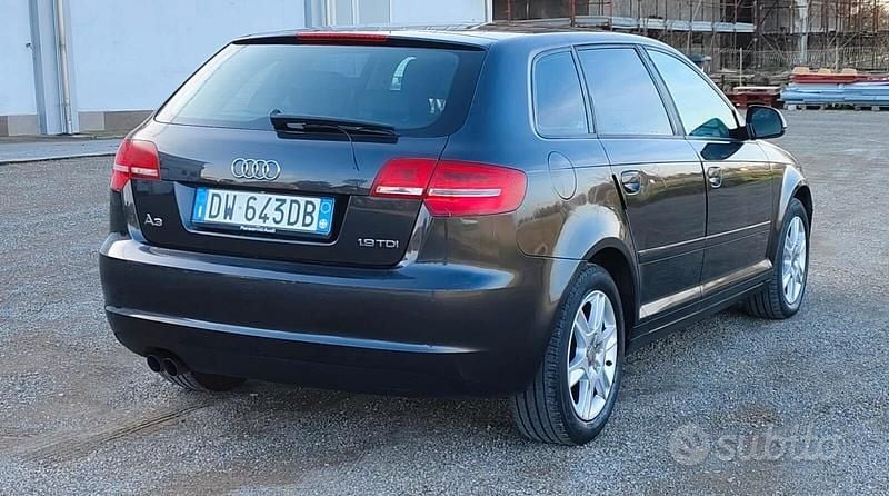 Usata Audi A3 Ambition 105 CV (77 kW) 2009 Nero Utilitaria