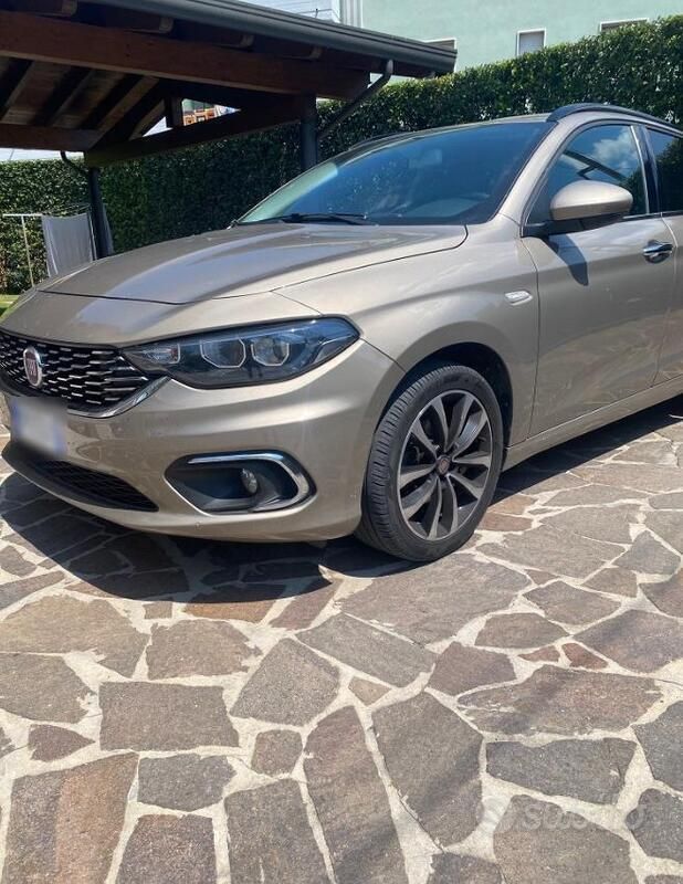 Usata Fiat Tipo Business 86 CV (63 kW) 2018 Grigio Station wagon