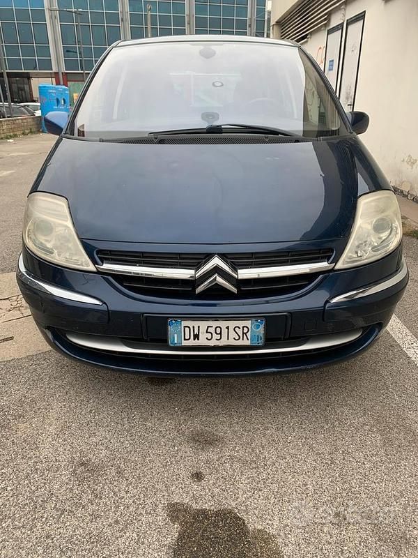 Blu Usata 2009 Citroën C8 Monovolume | 1500 € - Immagine 1/4