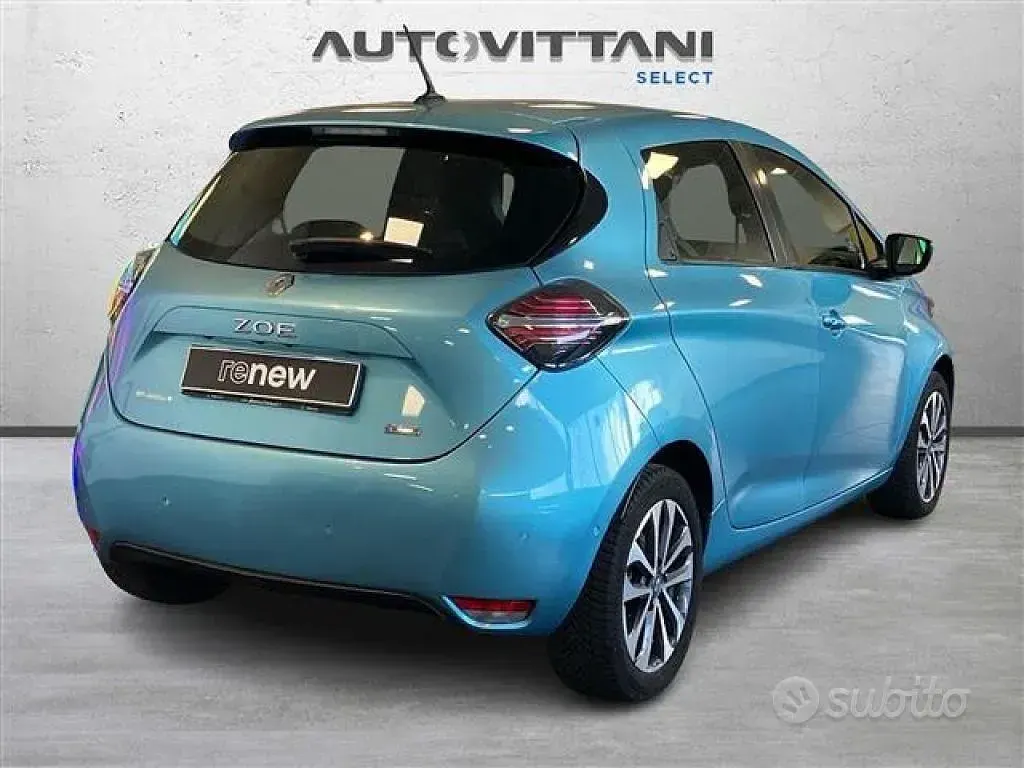 Usata Renault Zoe Intens 50 kW (69 CV) 2020 Azzurro Utilitaria