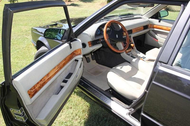 Usata Maserati 424 245 CV (180 kW) 1992 Nero Berlina