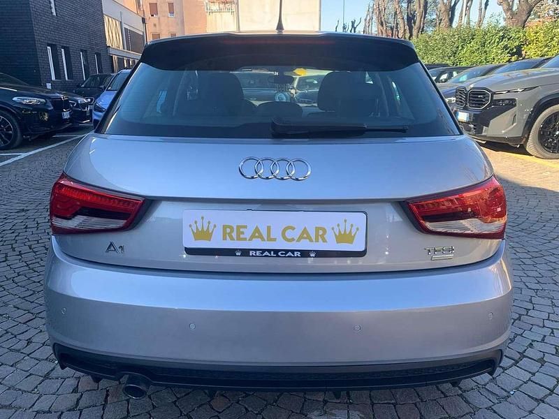 Usata Audi A1 Sportback Ambiente 95 CV (69 kW) 2016 Argento met Utilitaria