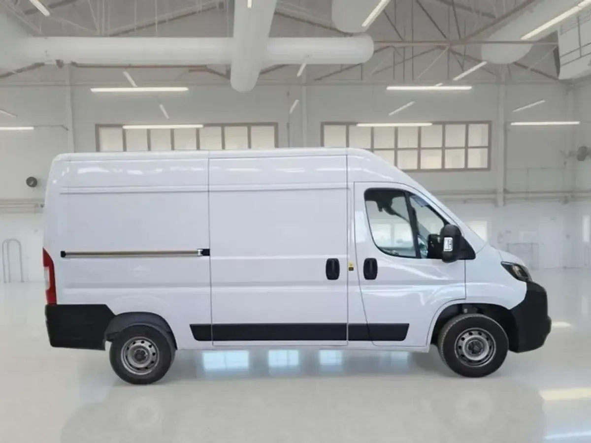 Usata Peugeot Boxer S 120 CV (88 kW) 2024 Bianco Furgone