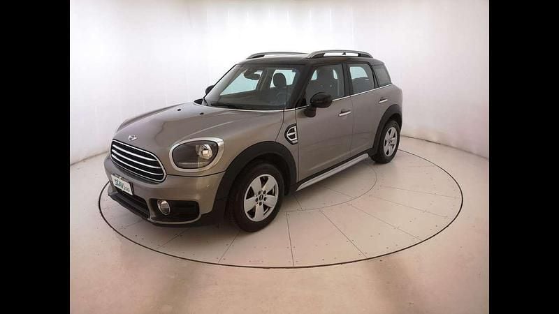 Usado Mini Cooper D Countryman 150 HP (110 kW) 2017 Cinzento SUV