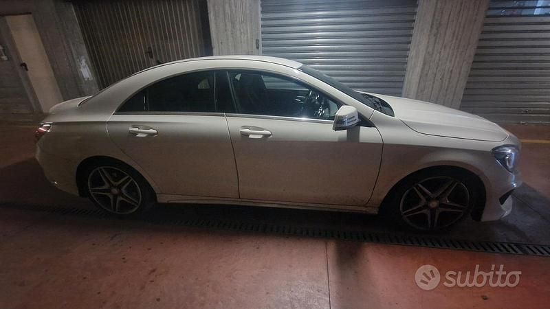 Usata Mercedes CLA180 109 CV (80 kW) 2016 Bianco Berlina