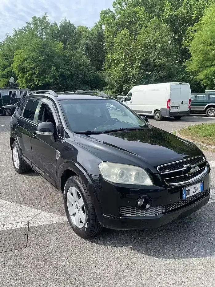 Usata Chevrolet Captiva Sport 150 CV (110 kW) 2008 Nero SUV