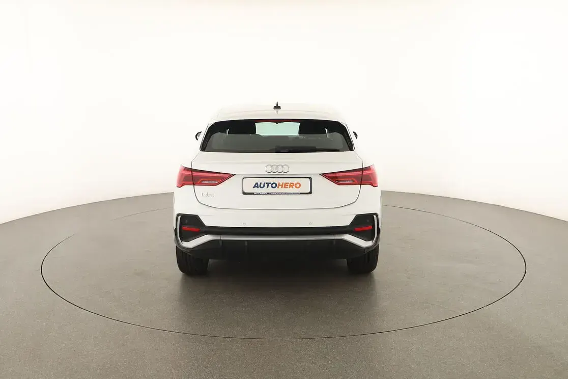 Usata Audi Q3 Sportback S-Line 150 CV (110 kW) 2020 Bianco SUV