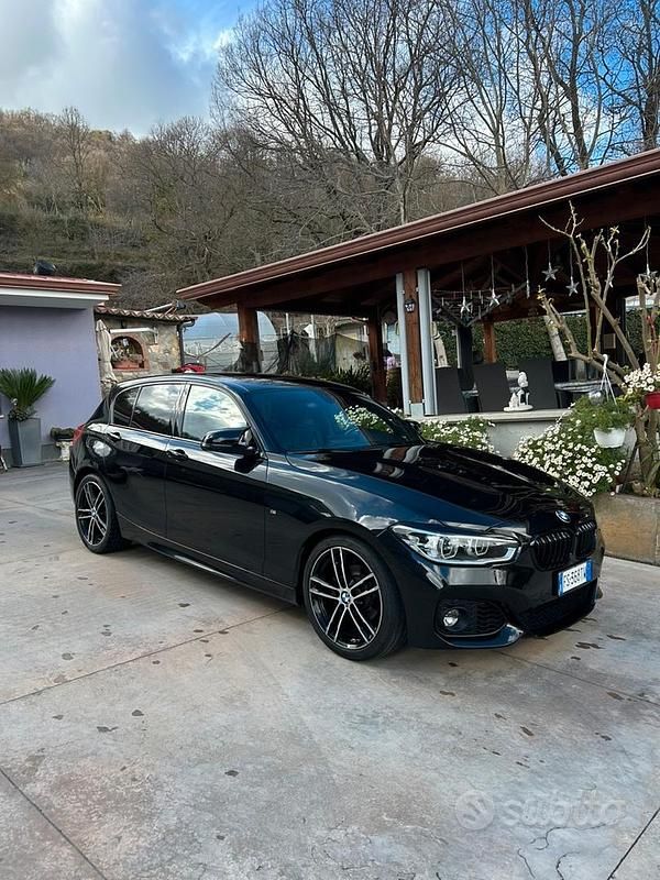 Usata BMW 118 Efficient Dynamics 136 CV (100 kW) 2018 Nero Utilitaria