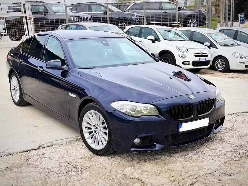 Usata BMW 530 M Sport 258 CV (189 kW) 2013 Blu Berlina