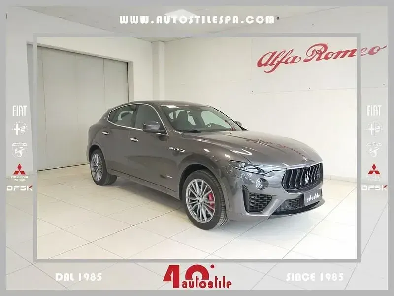 Usado Maserati Levante 275 HP (202 kW) 2021 SUV