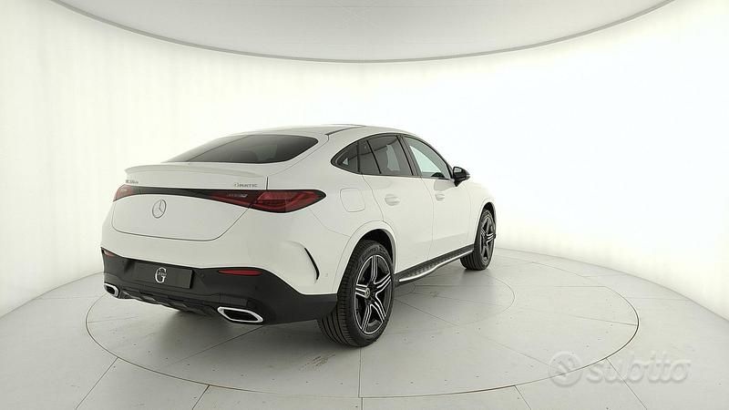 Nuova Mercedes GLC300e 197 CV (144 kW) 2025 Bianco polare Coupé