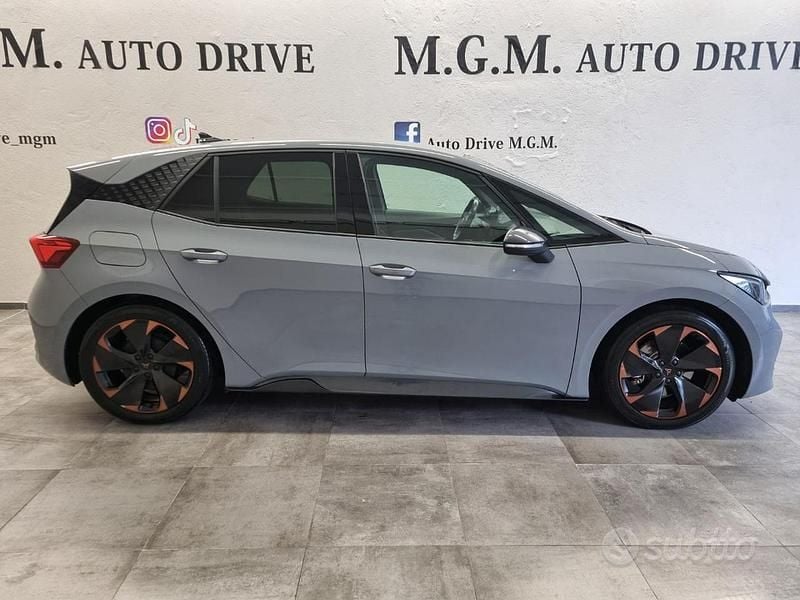 Usata Cupra Born 150 kW (204 CV) 2023 Grigio Utilitaria