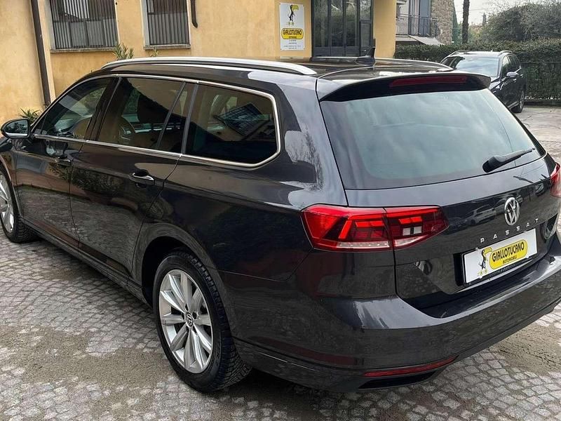 Usata VW Passat Business 120 CV (88 kW) 2020 Manganese Station wagon
