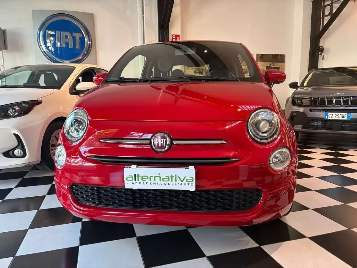 Usata Fiat 500 Club 69 CV (50 kW) 2022 Rosso Utilitaria