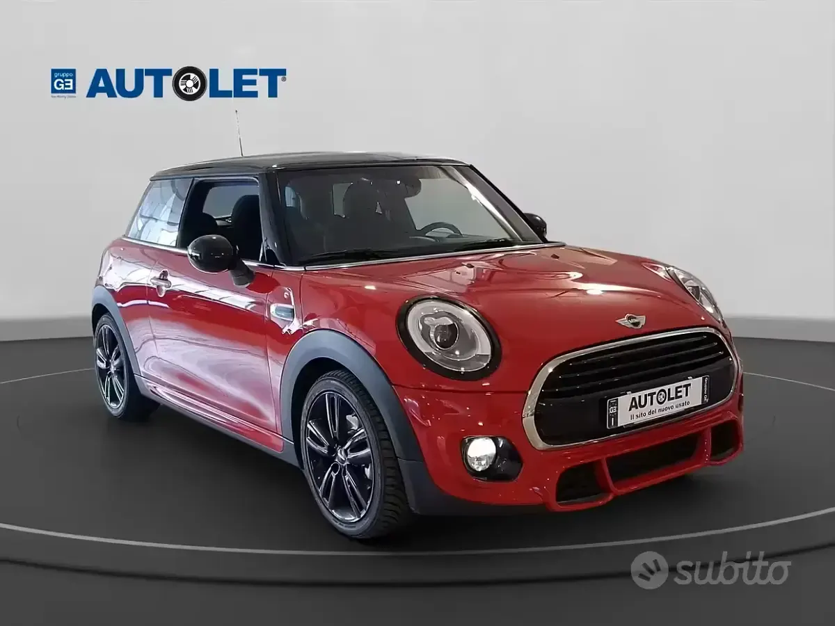 Usata Mini Cooper Hype 136 CV (100 kW) 2018 Rosso Utilitaria