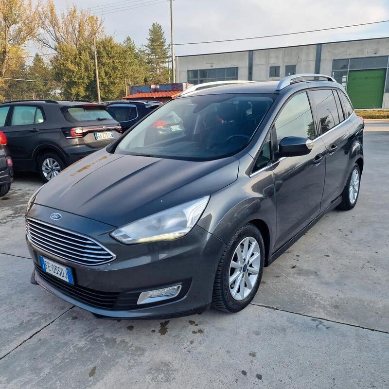 Usato 2017 Ford Grand C-Max 1.5 Diesel 120 CV (11.500 €)