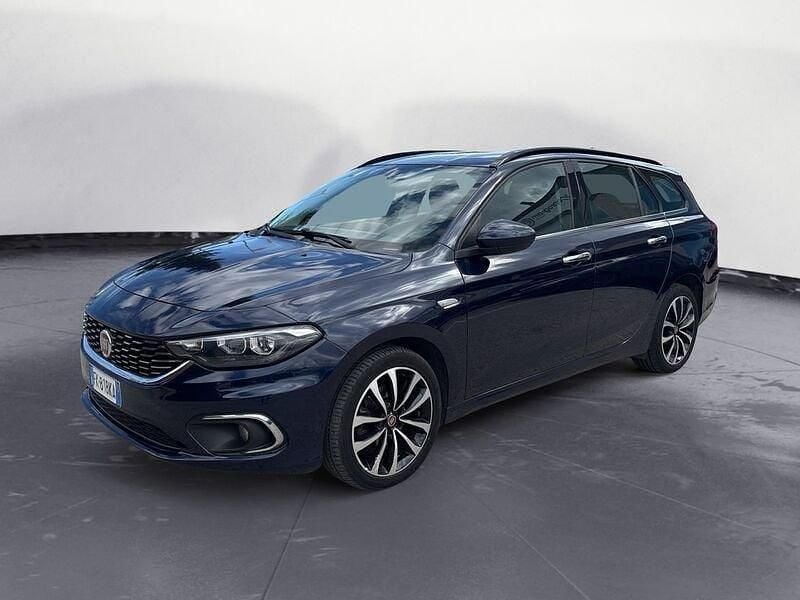 Usata Fiat Tipo Lounge 120 CV (88 kW) 2017 Blu/azzurro Station wagon