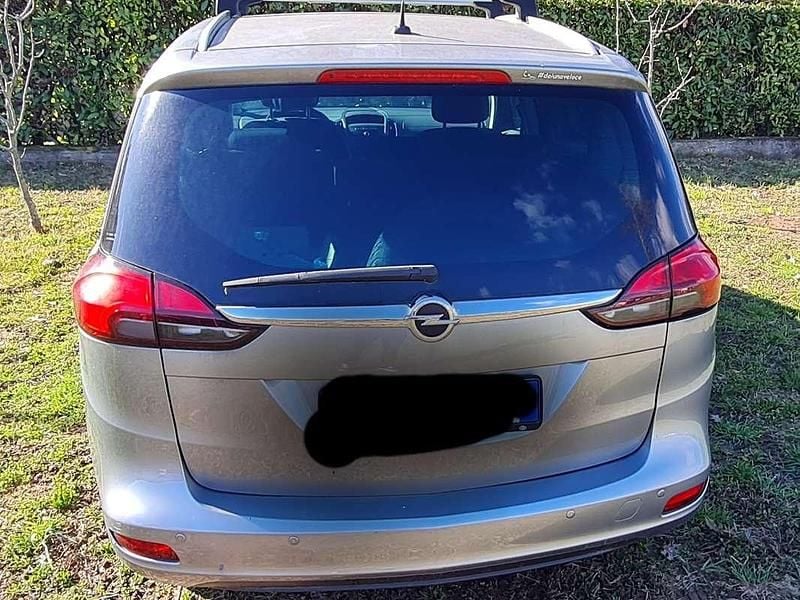 Usata Opel Zafira Tourer Cosmo 136 CV (100 kW) 2014 Grigio Monovolume