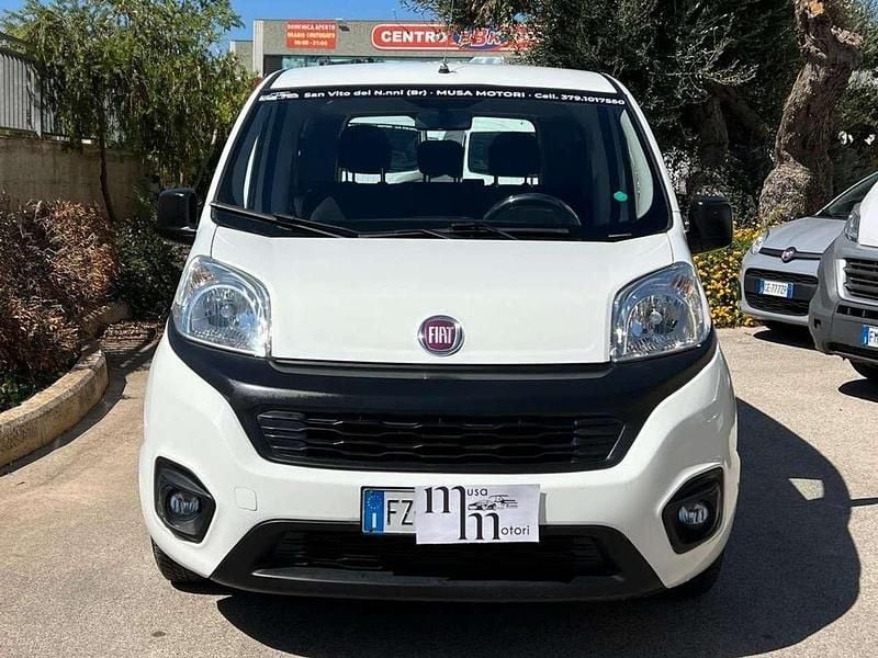 Usata Fiat Qubo Trekking 80 CV (58 kW) 2019 Bianco Monovolume