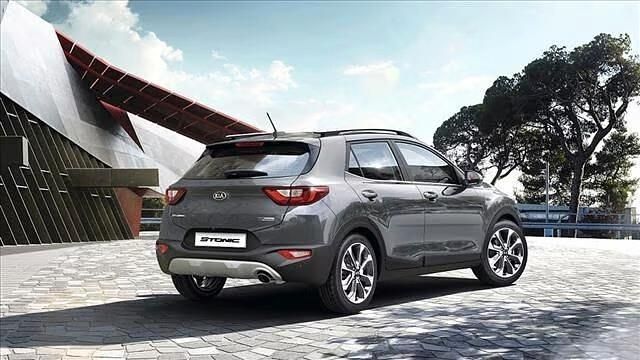 Usata Kia Stonic Sport 115 CV (84 kW) 2024 Grigio SUV