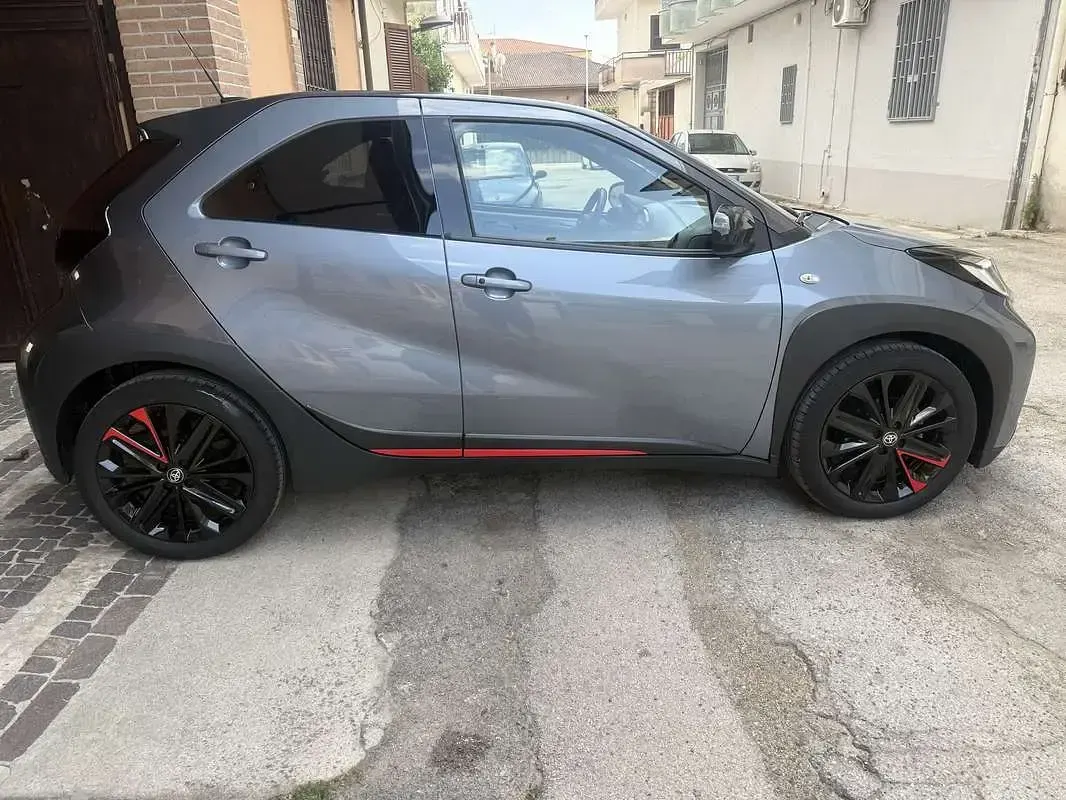 Usata Toyota Aygo X 72 CV (52 kW) 2023 SUV