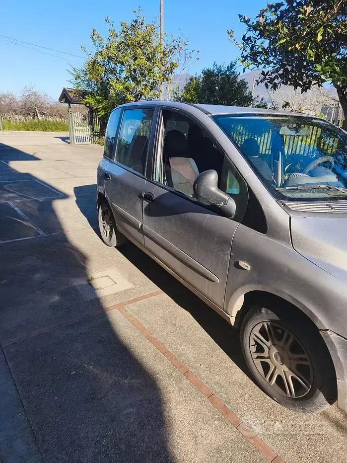 Usata Fiat Multipla 103 CV (75 kW) 2005 Monovolume