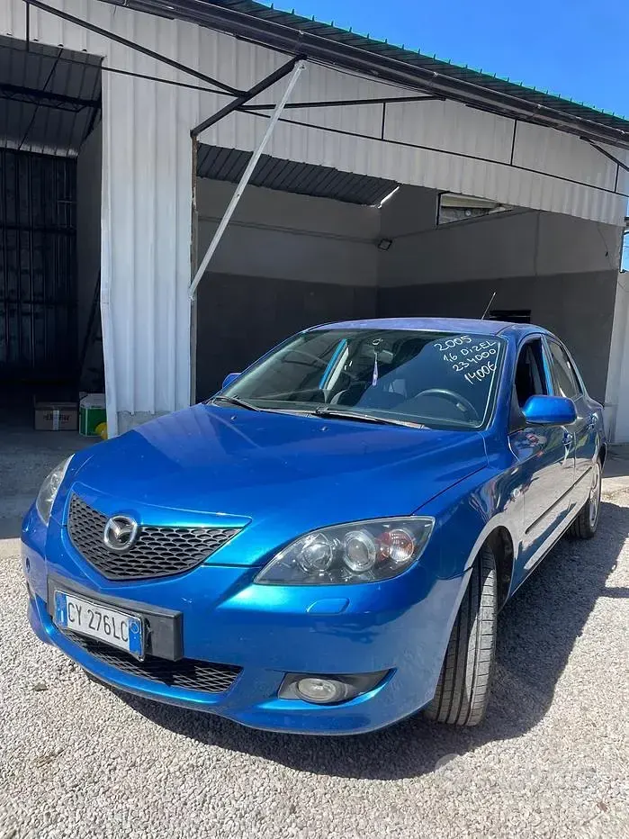 Usata Mazda 3 109 CV (80 kW) 2005 Berlina