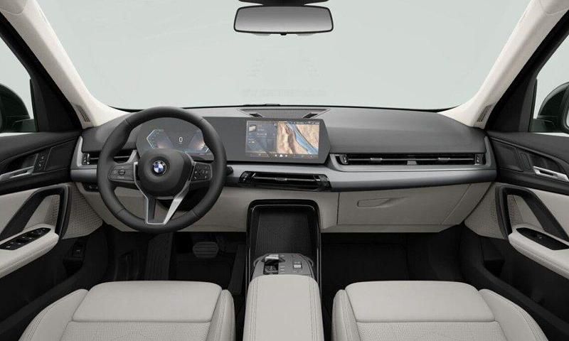 Nuova BMW X1 Shadowline 150 CV (110 kW) 2026 Nero / metallizzato SUV