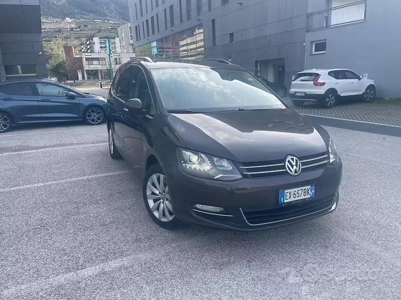 Usata VW Sharan Highline 140 CV (102 kW) 2014 Marrone Monovolume