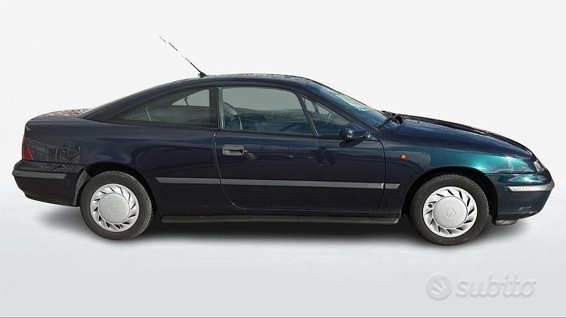 Usata Opel Calibra 116 CV (85 kW) 1993 Verde Coupé