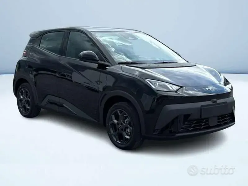 Nuova BYD Dolphin Surf Boost 63 kW (87 CV) 2026 Nero Utilitaria