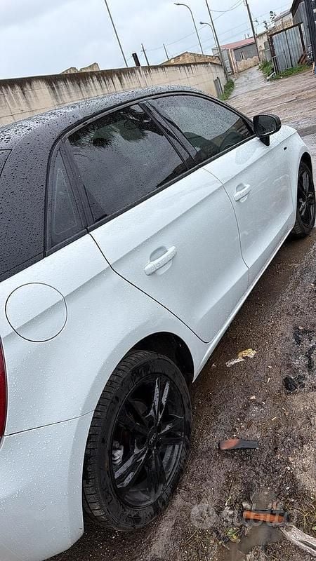 Usata Audi A1 90 CV (66 kW) 2015 Utilitaria