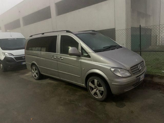 Antracite Usata 2008 Mercedes Viano Monovolume | 9000 € - Immagine 1/4