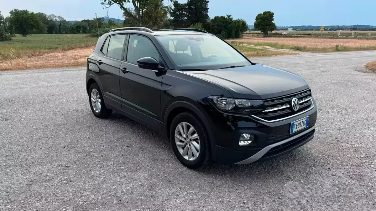 Usata VW T-Cross Style 95 CV (69 kW) 2019 Nero SUV