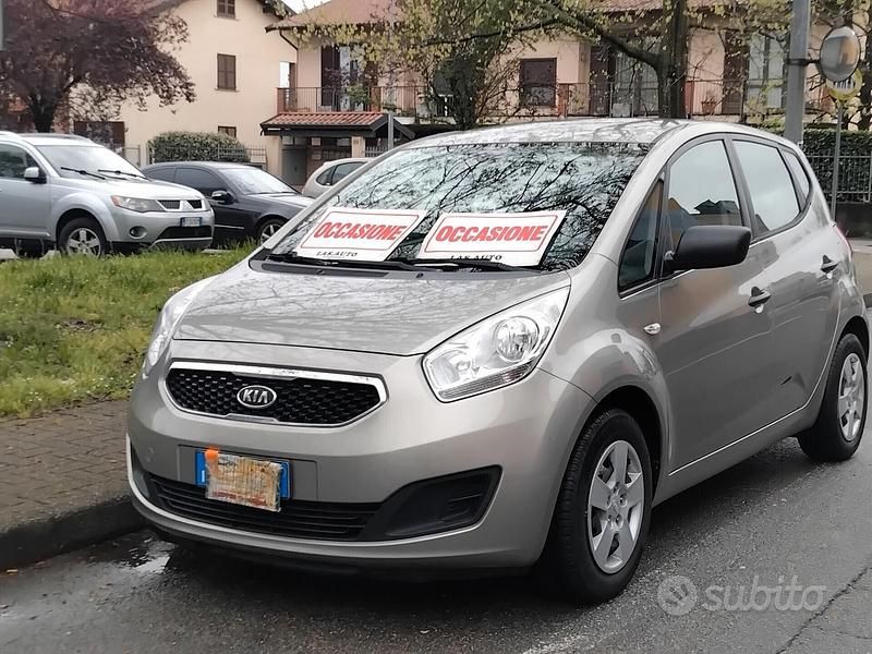 Usata Kia Venga Active 90 CV (66 kW) 2013 Bianco Utilitaria