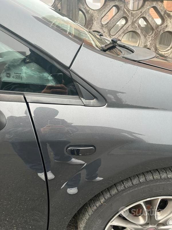 Usata Fiat Grande Punto S 75 CV (55 kW) 2011 Grigio Utilitaria