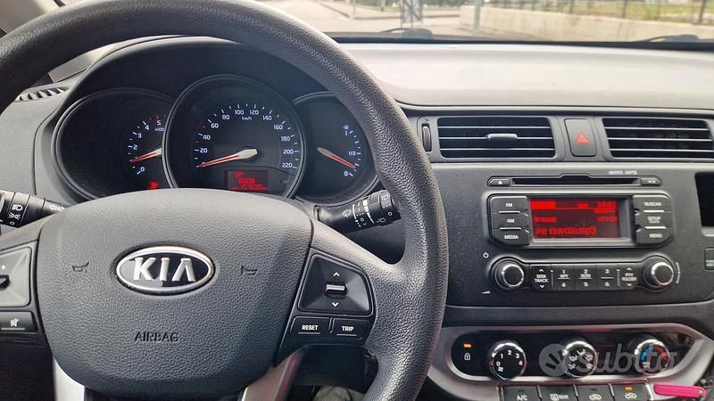 Usata Kia Rio 2011 Berlina