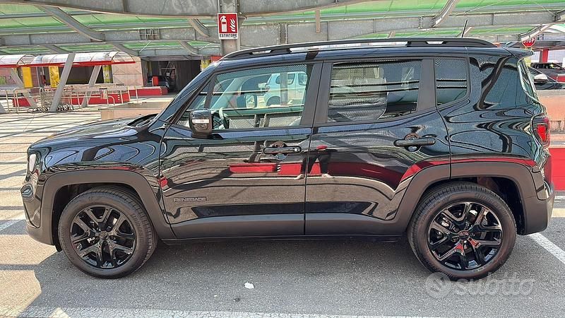 Usata Jeep Renegade Night Eagle 120 CV (88 kW) 2022 Nero SUV
